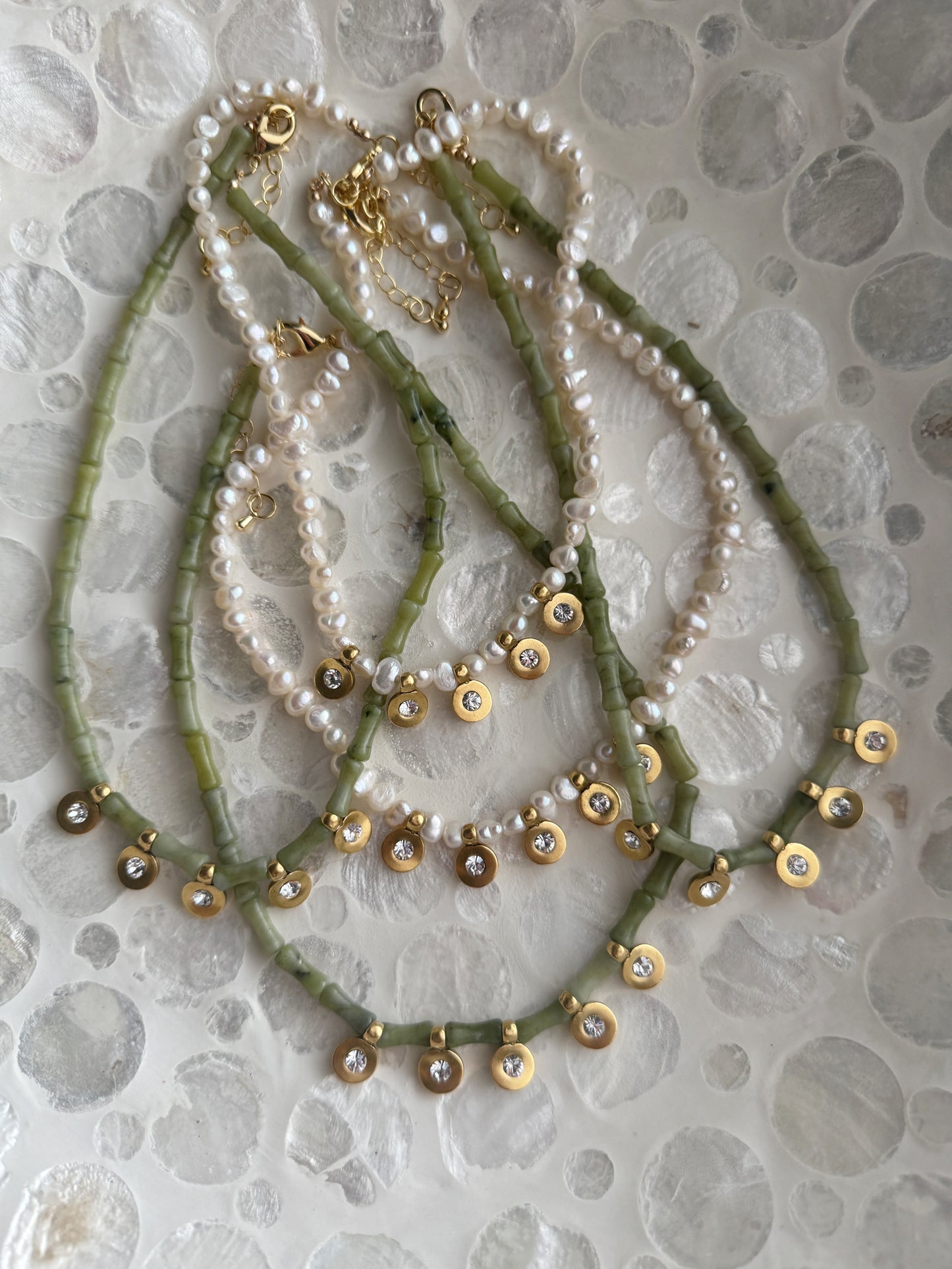 Wonder Necklace in Pearl